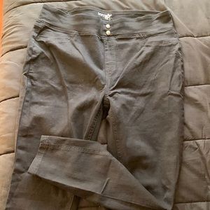 I couldn’t wear them anymore so I decided to sell them.